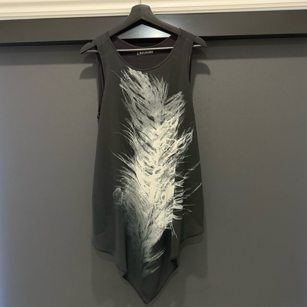 RELIGION ASSYMETRICAL TOP L